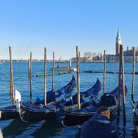 La Bella Venezia - Entire Private Apartment エクステリア 写真